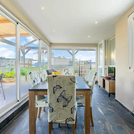 Luxurious With Indoor Heated Pool * Zurrieq